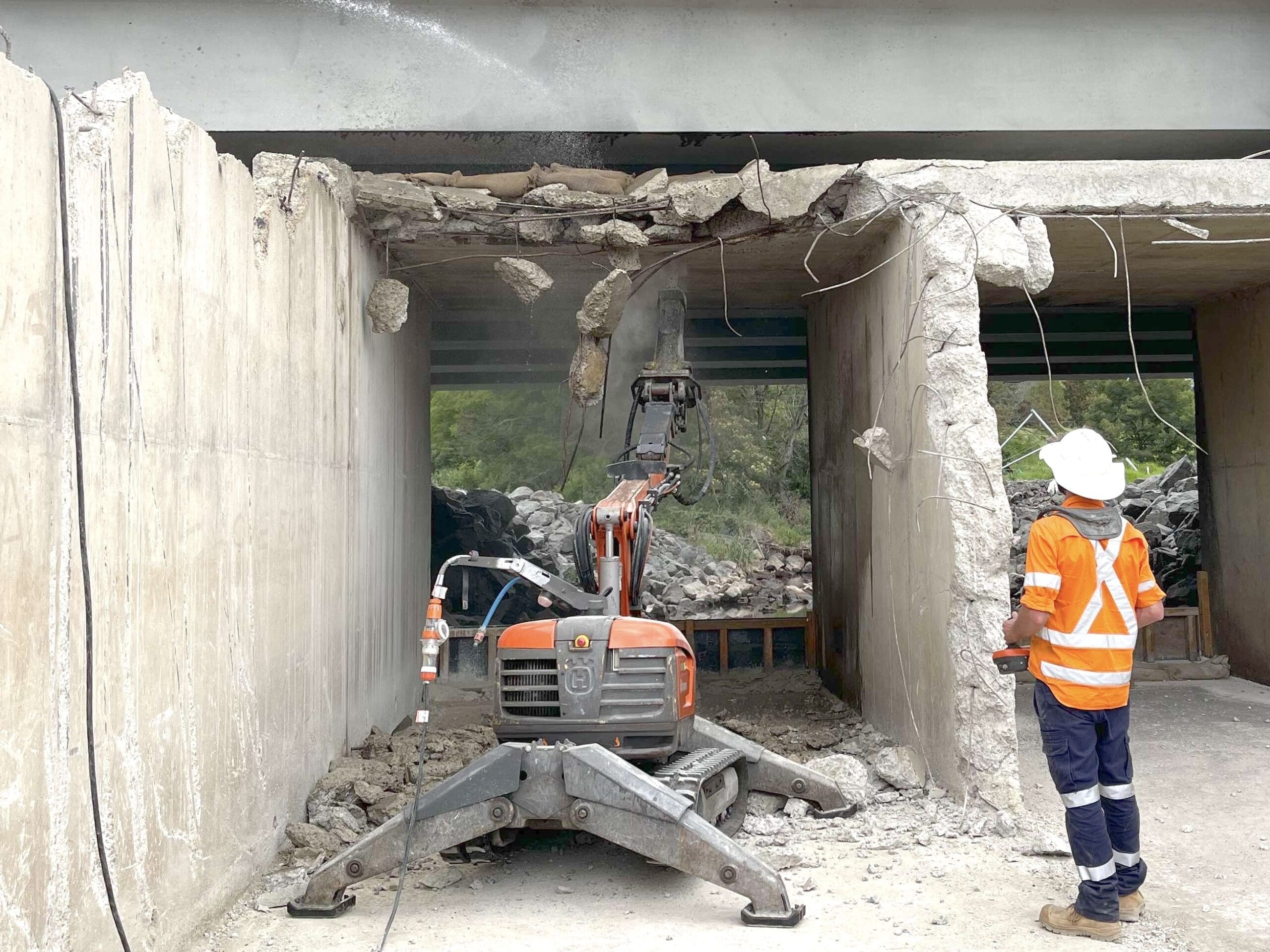 Concrete Breaking - Demolition Robot